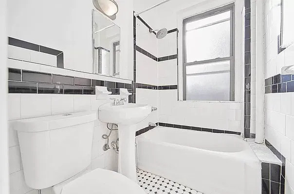 Rented by Living New York | media 5