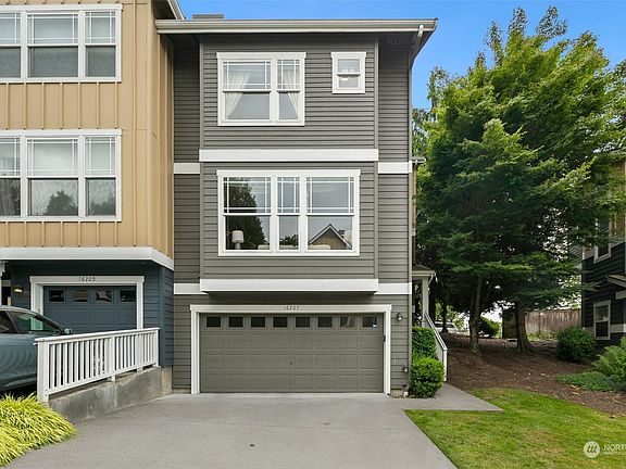 2nd image of 16207 NE 90th Court