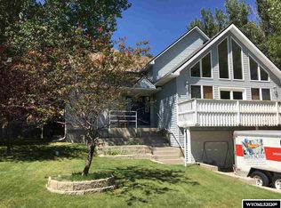 2395 Hitching Post Dr, Green River, WY 82935