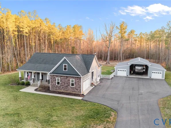 6231 Baileys Ridge Dr, Providence Forge, VA 23140