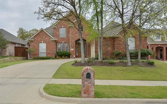 1st image of 2307 Benwick Dr
