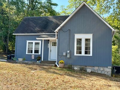 305 E Webster Avenue, Ava, MO, 65608