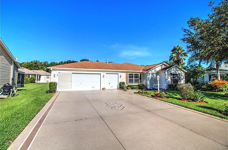 1st image of 744 Eden Pl