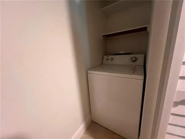 704 Waltham St — Photo 19