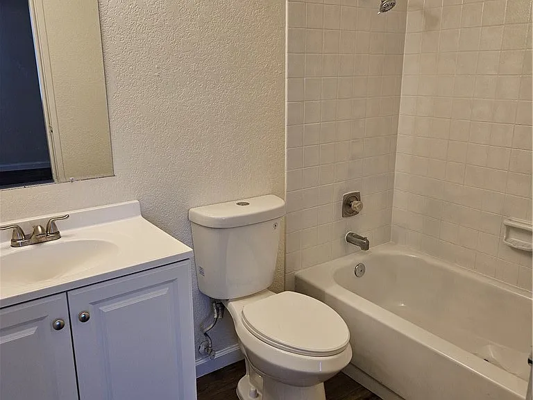 4581 Macher Way #D — Photo 6