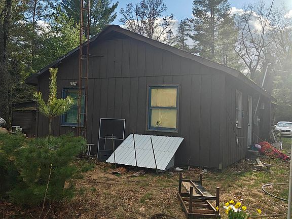 2nd image of 2166 S Forman Rd