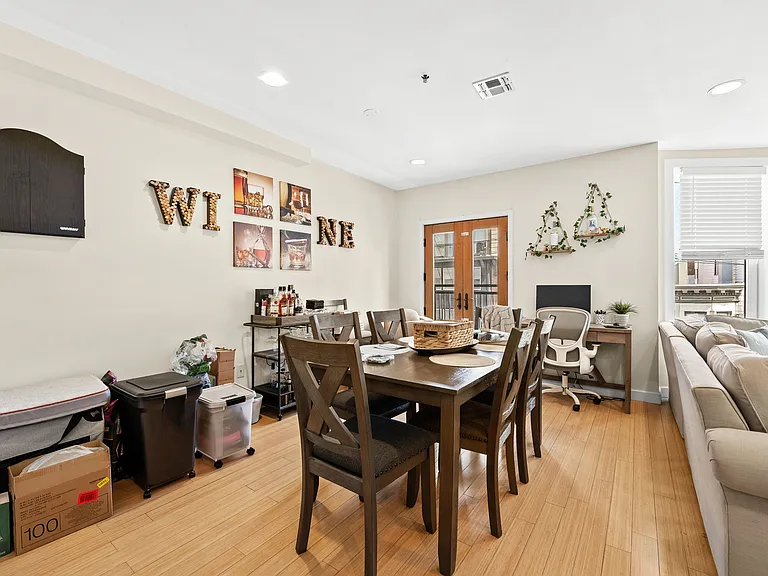 404 Monroe St #5 — Photo 12