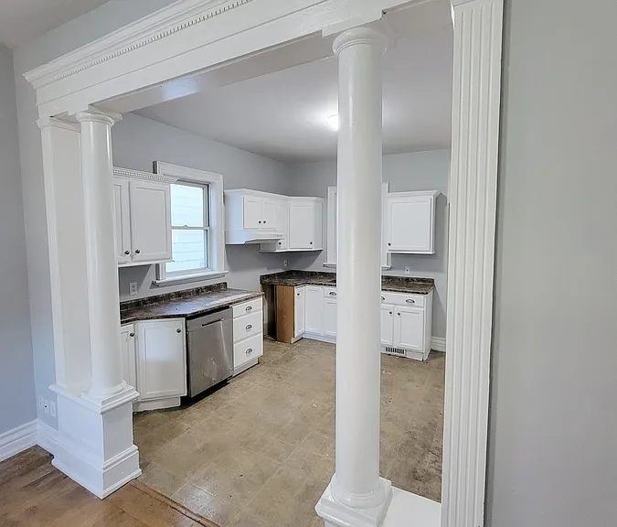 211 Park St — Photo 6