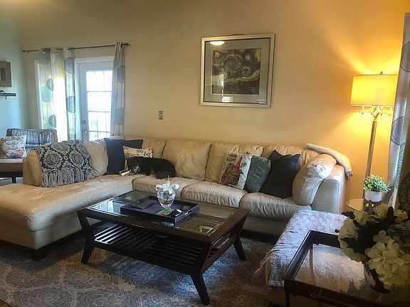 4th image of 1772 Tall Pines Dr