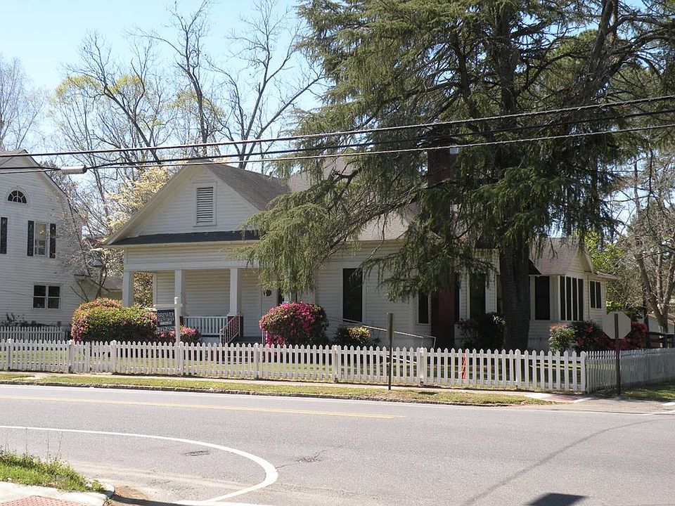 1st image of 521 Gaskin Ave N