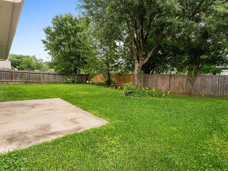3106 Birchleaf Dr — Photo 12