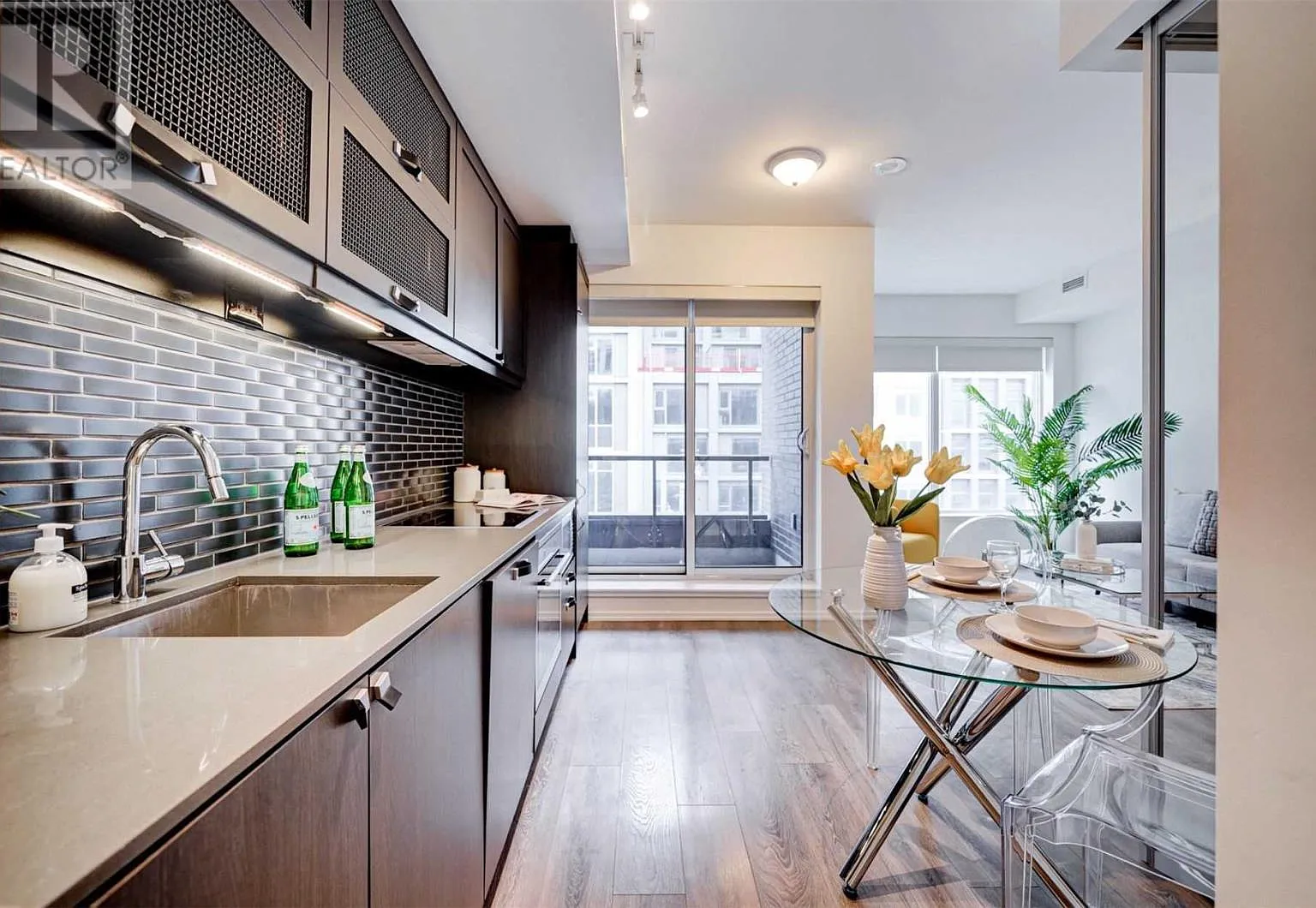 1 bed, 580 sqft, $2,350 — Photo 1