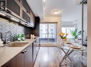 783 Bathurst St Unit 325, Toronto, ON M5S 0A8