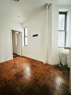 Rented by Corcoran | media 11