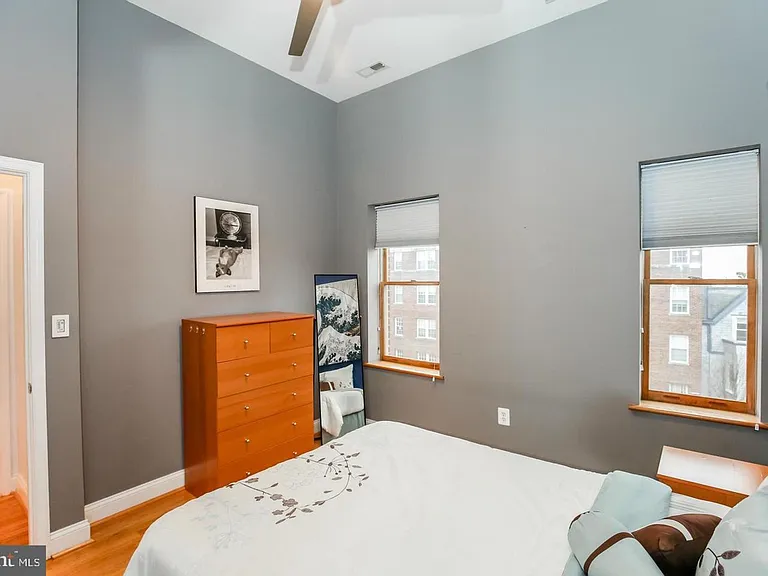 1427 Chapin St NW #301 — Photo 7