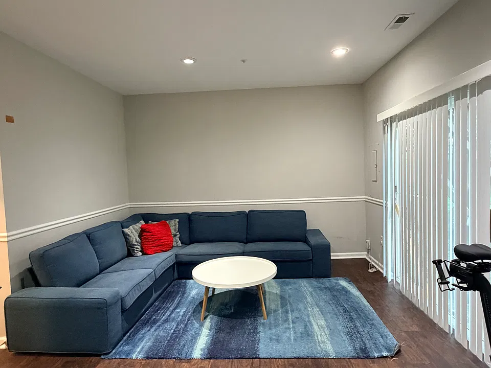 709 Tola Ct