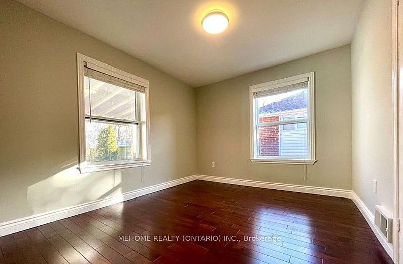 Toronto House for rent - 3 Bedrooms — photo 6