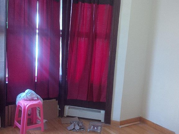 3rd image of 122 Bay 43rd St #1C