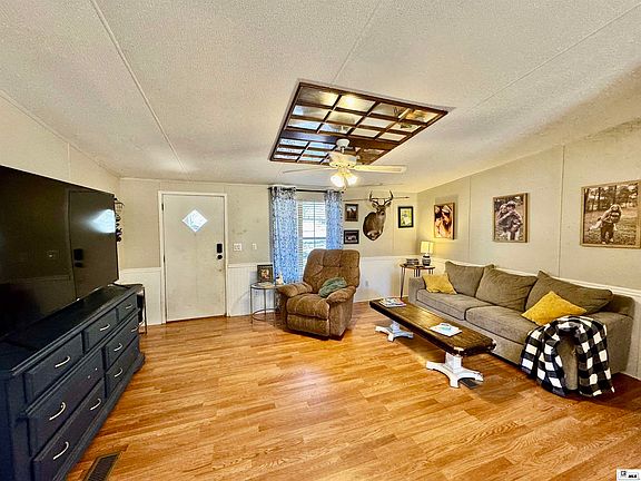 4th image of 224 Mountain Rd