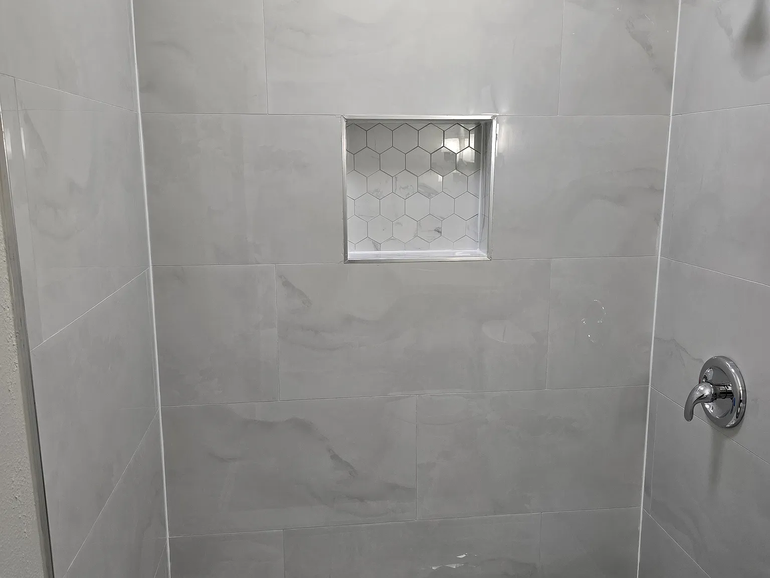 3 bed, 1700 sqft, $1,775 — Photo 3