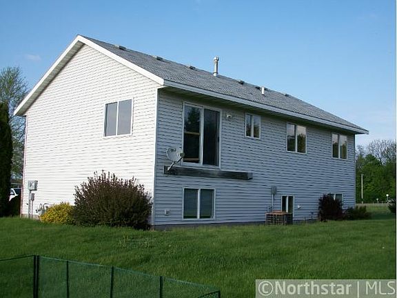 2nd image of 154 Woodbury St SW