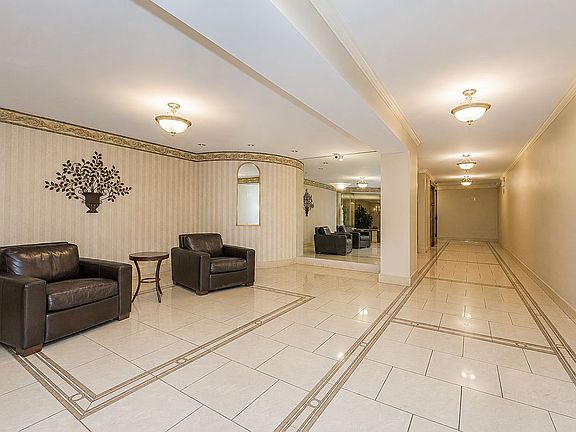3rd image of 68-61 Yellowstone Blvd APT 203