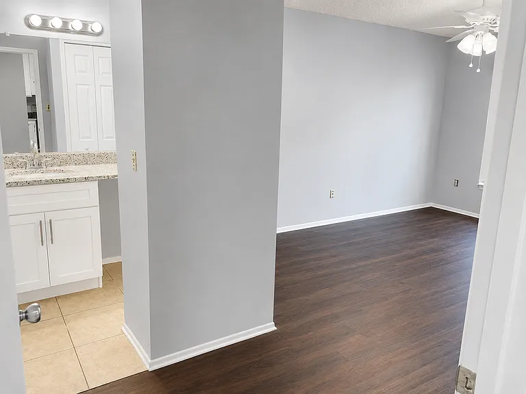 1421 Sophie Blvd #2 — Photo 17