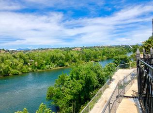 1020 Gilbert St #3, Redding, CA 96001