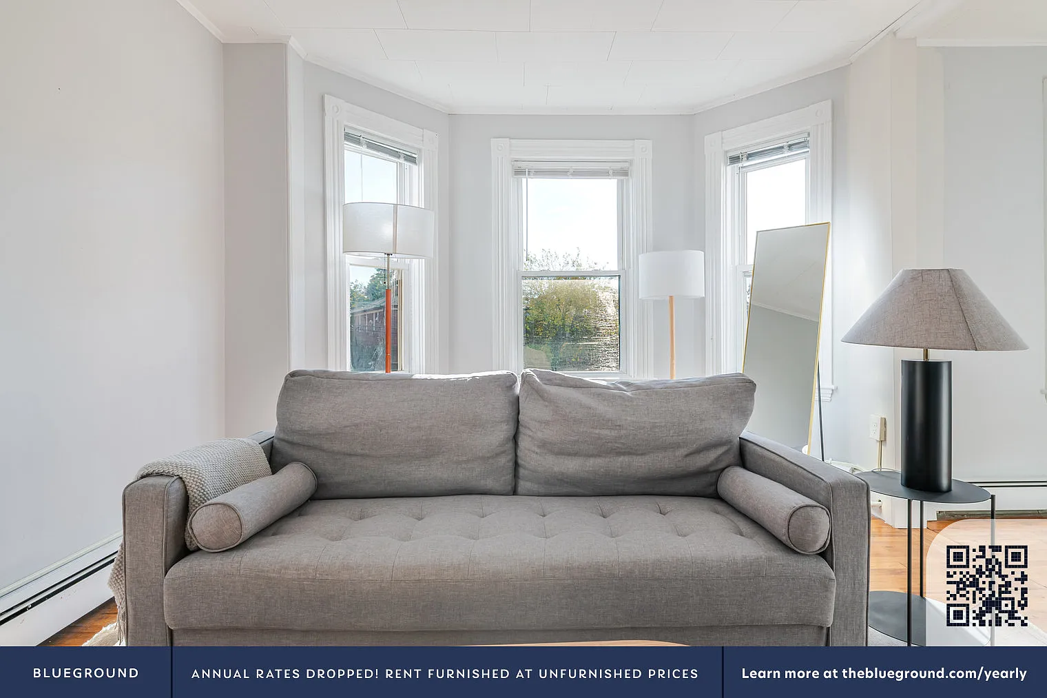 2 bed, 1.0 bath, 1150 sqft, $2,960 — Photo 2