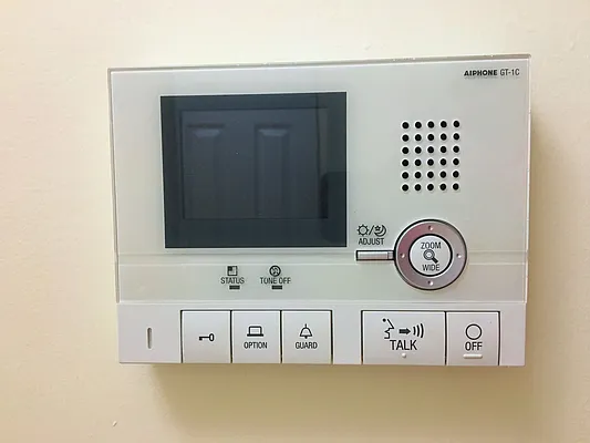 Rented by Le Parc Property Management LTD. | media 27