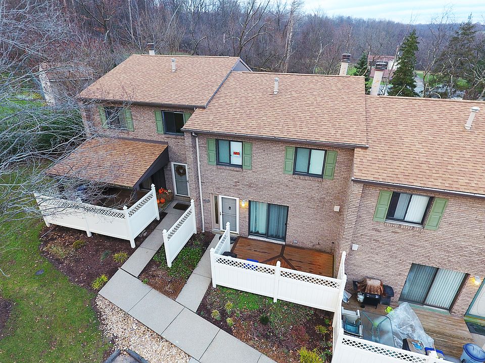 1st image of 308 Williamsburg Ln