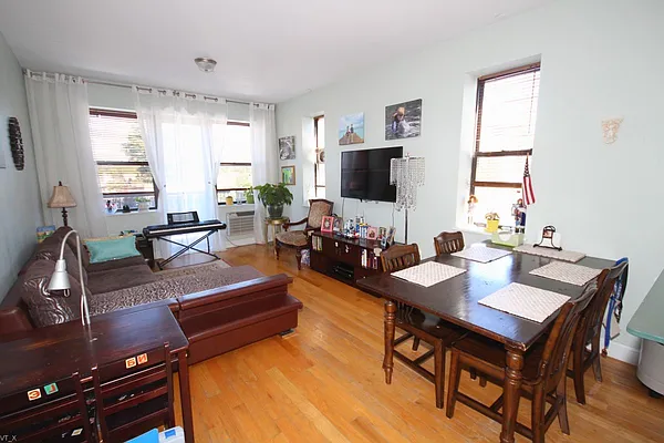 Sold by Wilk Real Estate | media 15