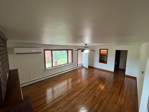 5th image of 8115 Ball Rd