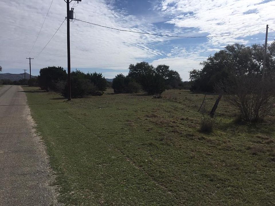 1st image of 560 Oak Meadows Dr