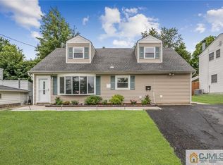 36 Elm Ter, Parlin, NJ 08859