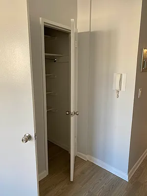 Sold by Sandra Greer Real Estate | media 11