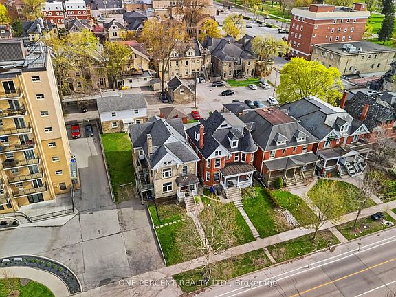 3rd image of 307 Central Ave