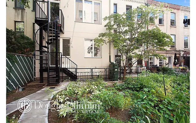 Rented by Douglas Elliman | media 18