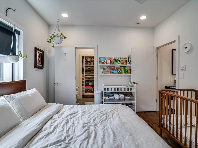 5604 Lindell Ave — Photo 22