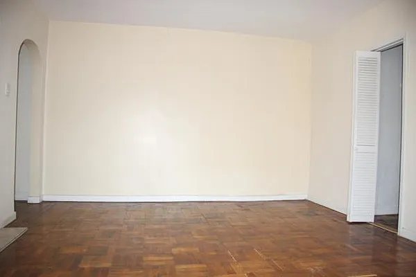 Rented by Lang Realty LLC | media 28