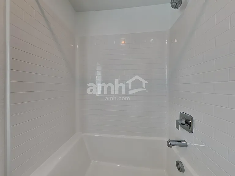 5856 Vaes Dothrak St — Photo 16
