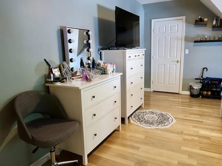 190 Summer St #402 — Photo 9