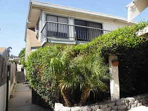 2nd image of 1359 Poli St