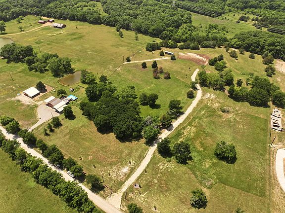 4th image of 627 Homer Smith Rd