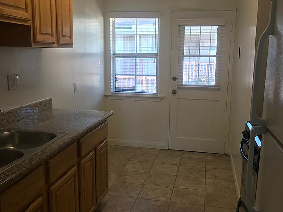 4th image of 2815 W Clark Ave APT 4