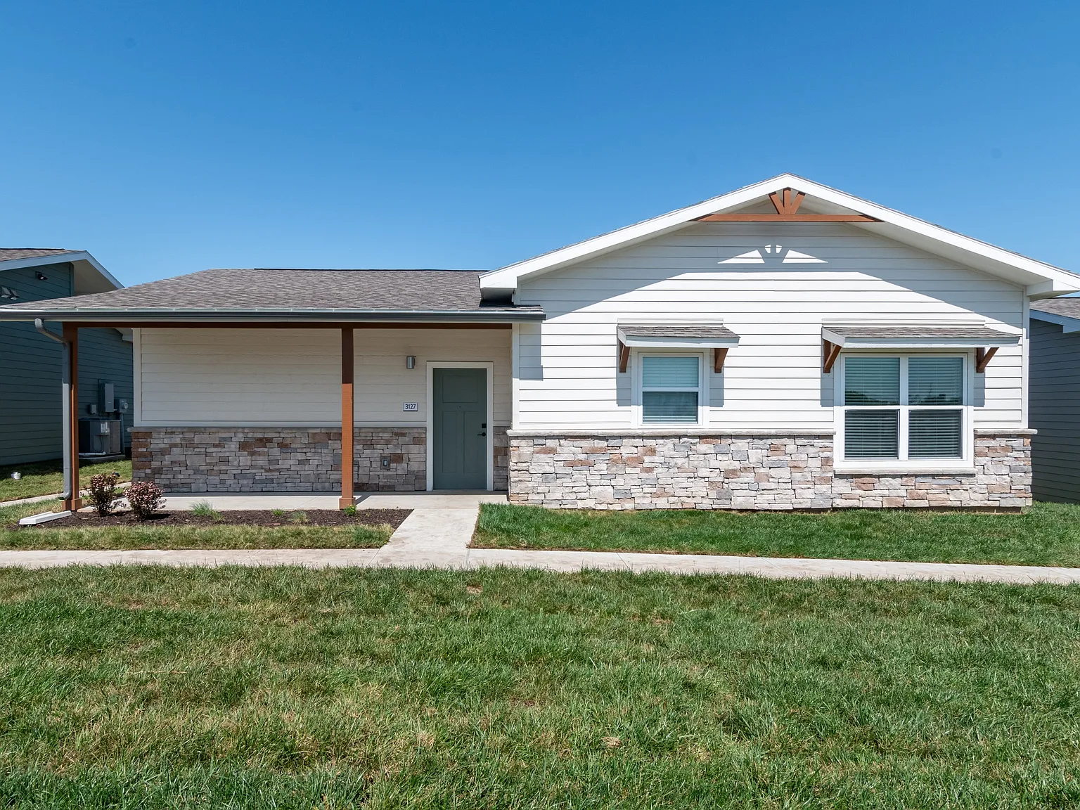Trulo Homes Twin Creeks — Photo 1