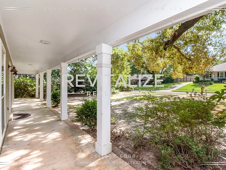 2949 Cloverland Ct — Photo 4