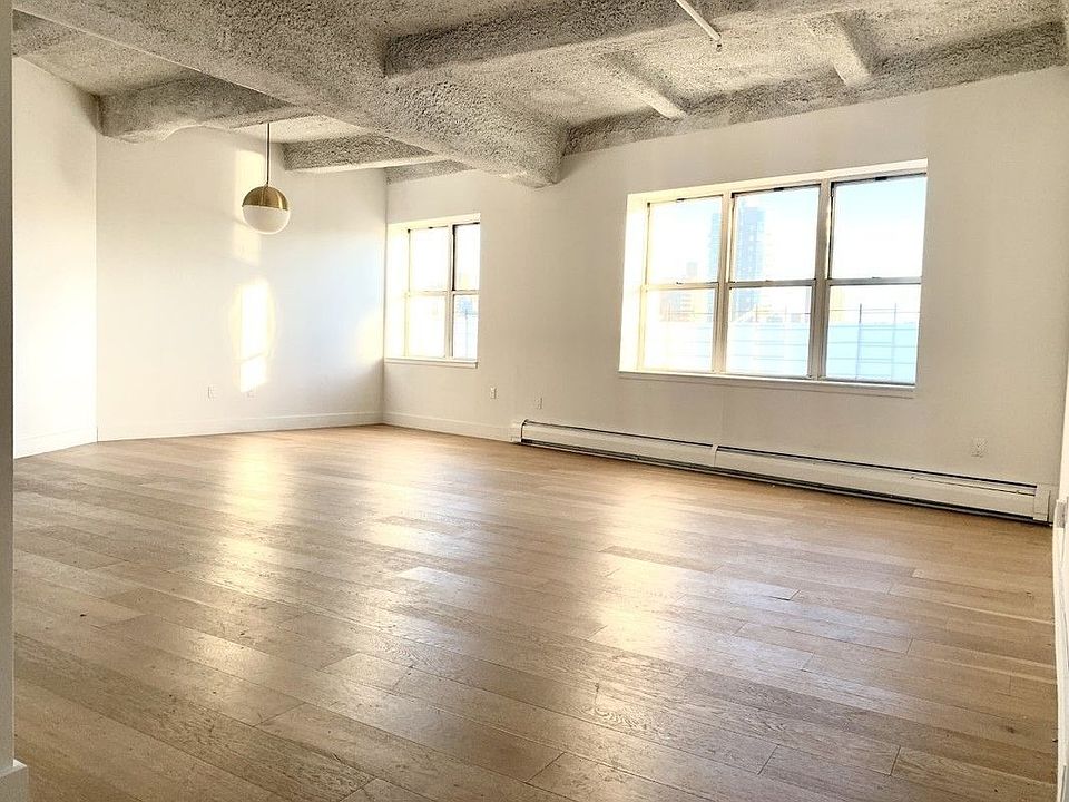 1st image of 275 Park Ave APT 5M