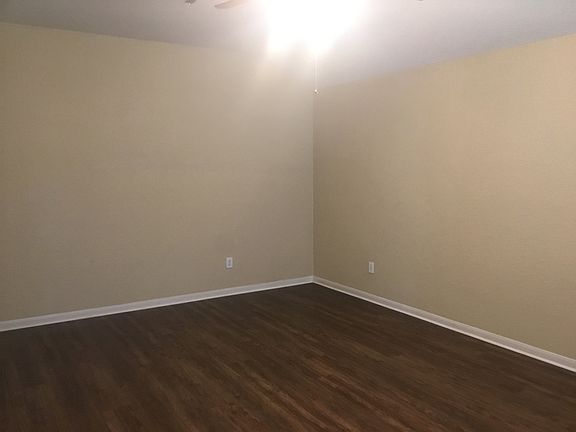 5th image of 14935 Mills Park Ln