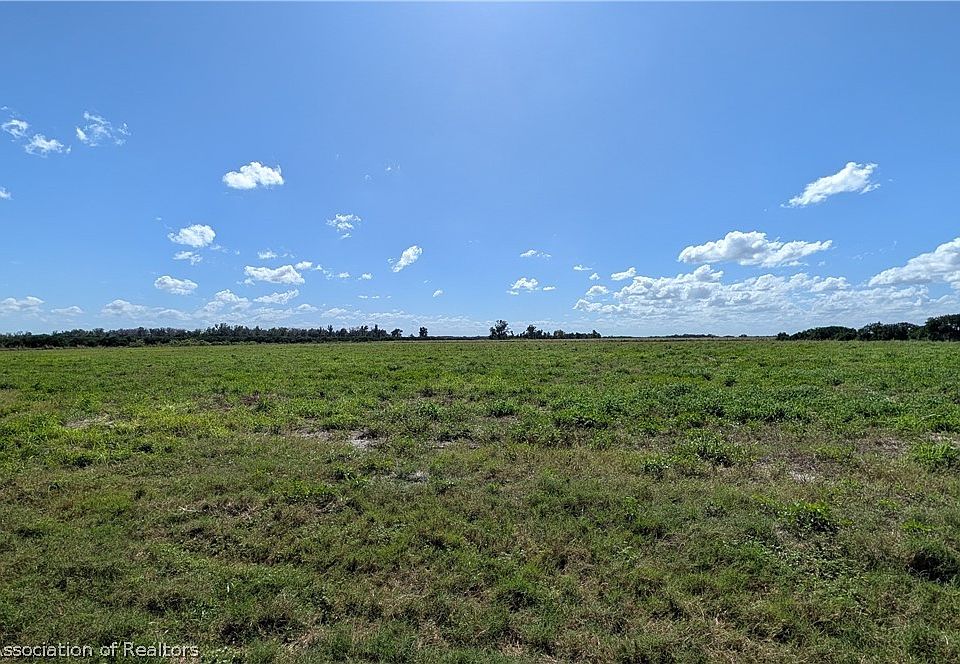 2nd image of Gillette Rd